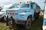 '93 Ford 2 ton dump truck