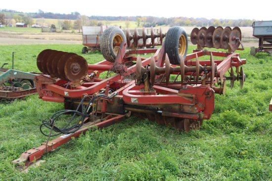 Kewanee 1010 20' hyd. flatfold disk