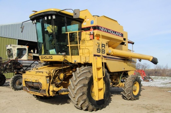 1997 New Holland TR98 4wd combine