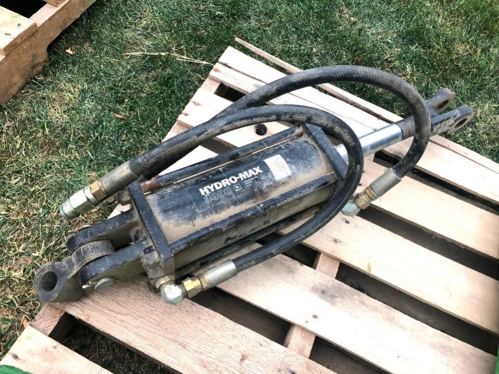Jd Hydro Max 3000 Hyd Cylinder Farm Machinery Implements Online Auctions Proxibid
