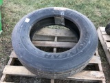 255/70R22.5 truck tire (new)