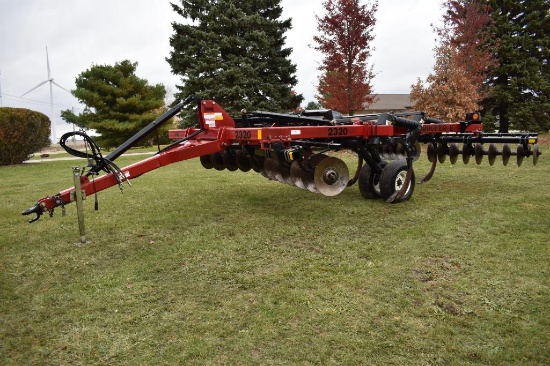 Landoll 2320 WeatherProofer II 5-shank disk ripper