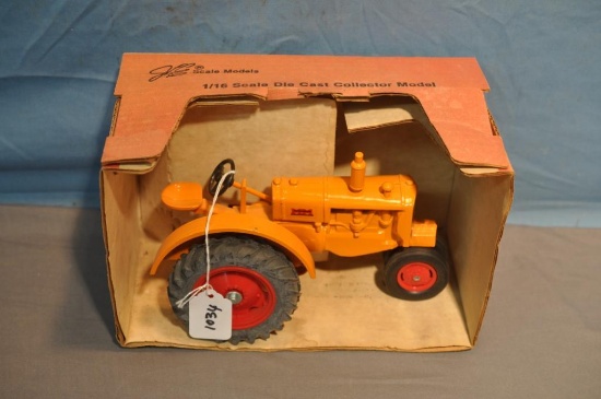 SCALE MODELS 1/16TH SCALE MM TRACTOR