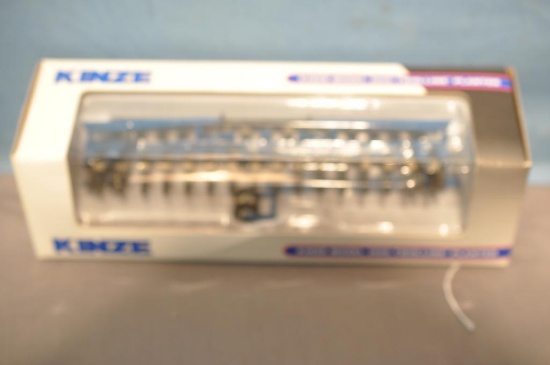 SPEC CAST 1/64TH SCALE KINZE 3600 TWIN-LINE PLANTER