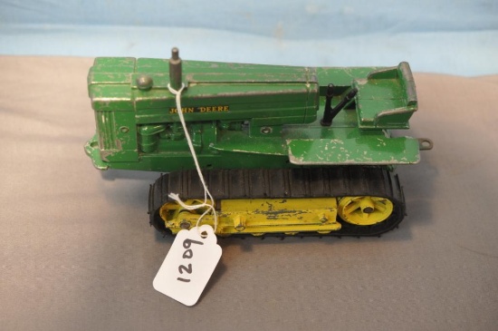 1/16TH SCALE JD CRAWLER