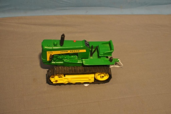 1/16TH SCALE JD 430 PLASTIC CRAWLER