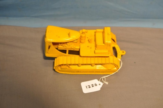 PLASTIC CAT CRAWLER