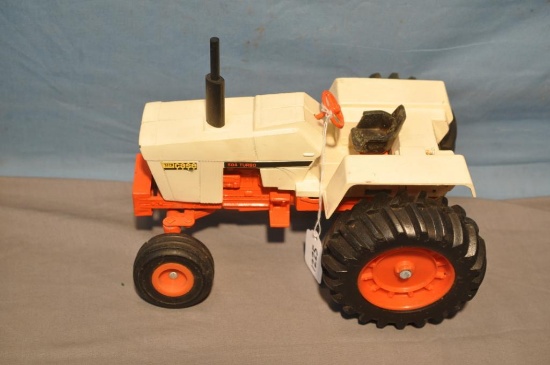 ERTL 1/16TH SCALE CASE 1370 TRACTOR