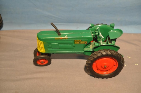 1/16TH SCALE OLIVER ROW CROP 11 TRACTOR