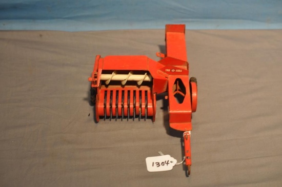 TRU-SCALE 1/16TH SCALE HAY BALER