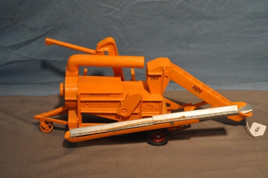 COTTONWOOD ACRES 1/16TH SCALE MM COMBINE