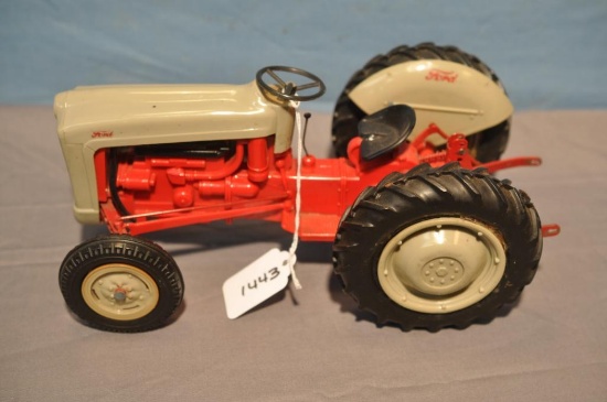 9" LONG PLASTIC FORD TRACTOR