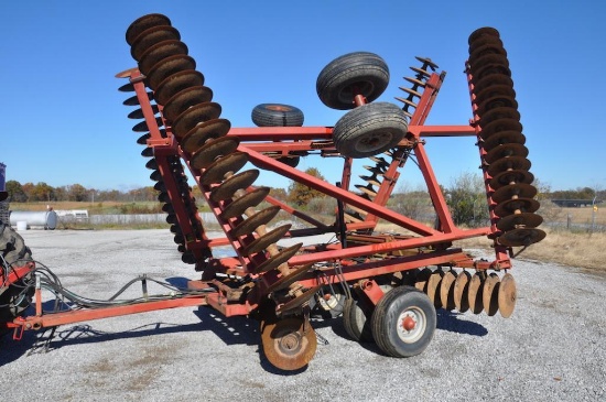 Case IH 3900 32' disk