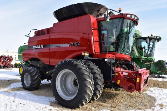 2012 Case-IH 7130 2wd combine