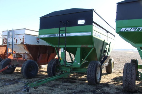 Brent 740 gravity wagon