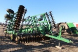 John Deere 726 26.5' soil finisher