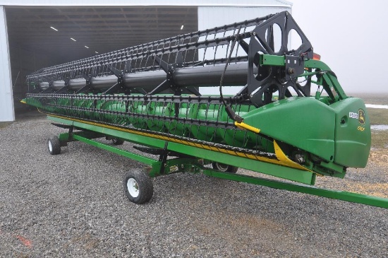 2014 John Deere 630F 30' HydraFlex platform