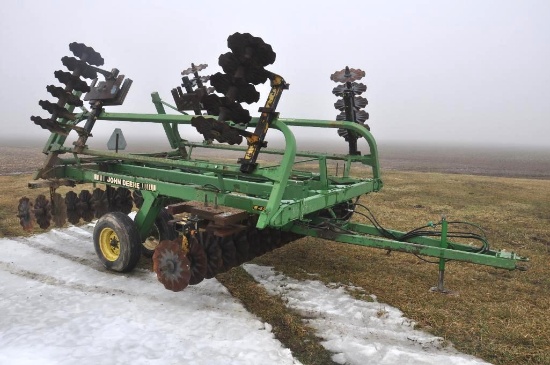 John Deere 220 22' disk converted to vertical tillage