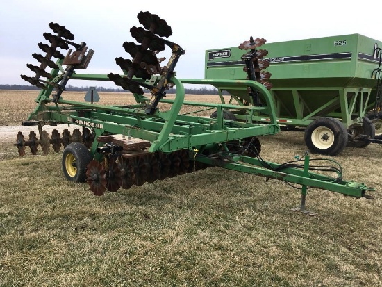 John Deere 220 22' disk converted to vertical tillage