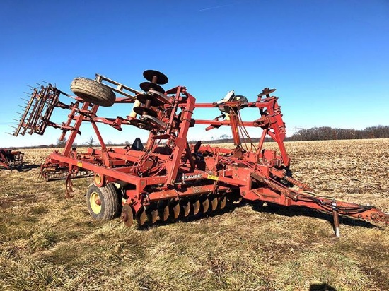 Krause 3119 19' soil finisher