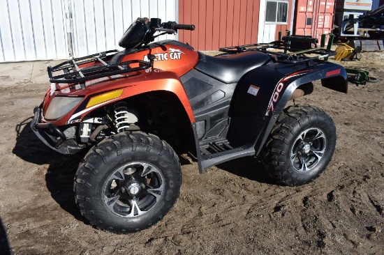 Artic Cat 700 XT 4x4 ATV