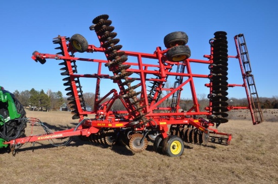 2013 Sunflower 6630 32' vertical tillage tool