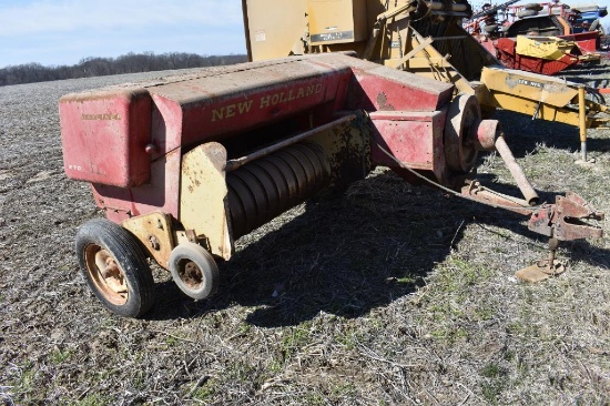 New Holland 270 Hayliner small square baler