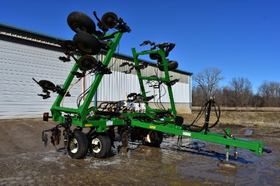 2013 Dalton DW6035 15-knife NH3 applicator