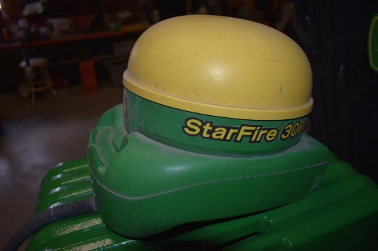 John Deere StarFire 3000 receiver