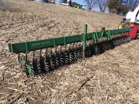 John Deere 400 20' rotary hoe