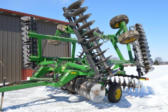 John Deere 637 29'3" disk