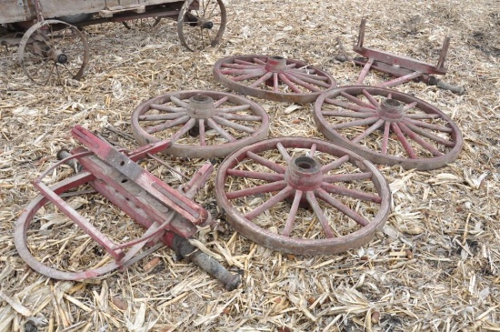 Vintage IH running gear