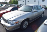 2004 Lincoln Town Car