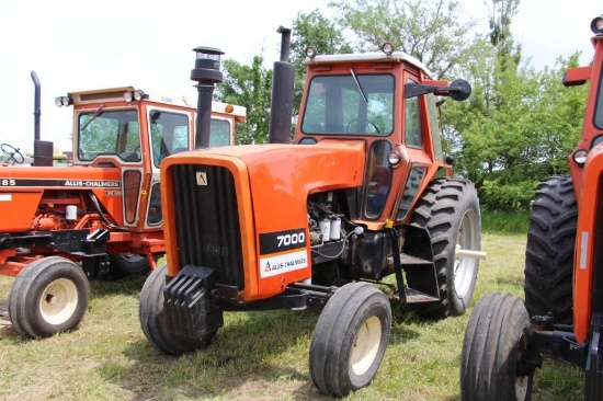 1978 Allis Chalmers 7000 2wd tractor