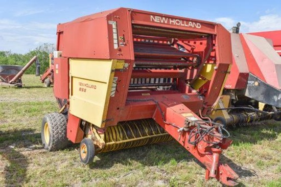 New Holland 855 round baler