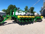 2002 John Deere 1780 16/31 planter