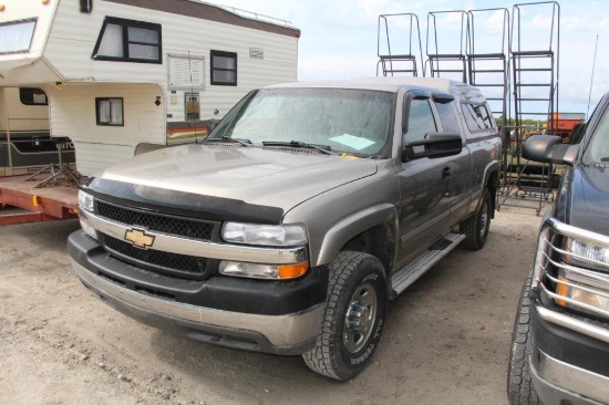 2001 Chevrolet 2500 HD extended cab 4wd pickup