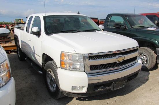 2008 Chevrolet 1500 extended cab 4wd pickup