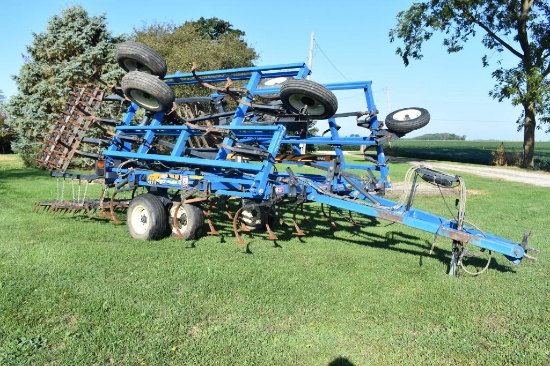 DMI tiger-mate 21' field cultivator