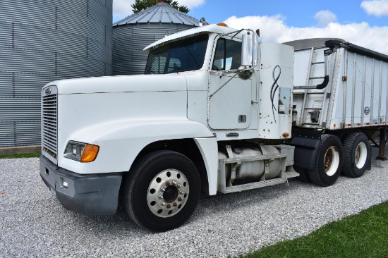 2000 Freightliner day cab semi