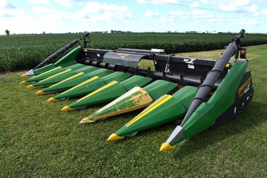 2014 Drago Series II 8 row 30" corn head