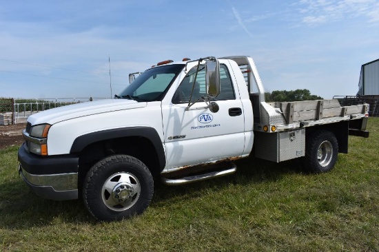 2004 Chevrolet 3500 4wd dually pickup truck