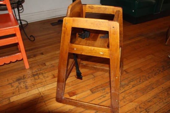 Restaurant styled wooden high chair