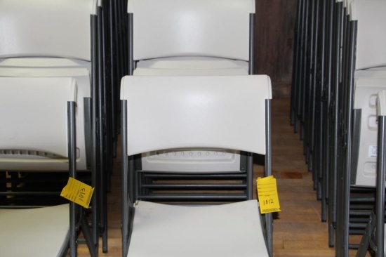 (20) Lifetime poly folding chairs