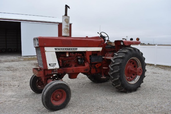 1973 IH Farmall 966 2wd tractor