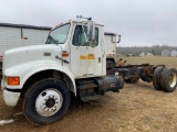 IH 4900 straight truck