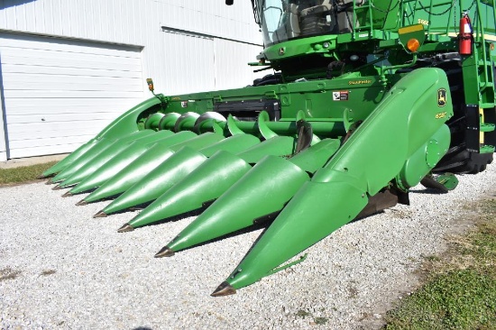 2013 John Deere 608C Stalkmaster 8 row 30" chopping corn head