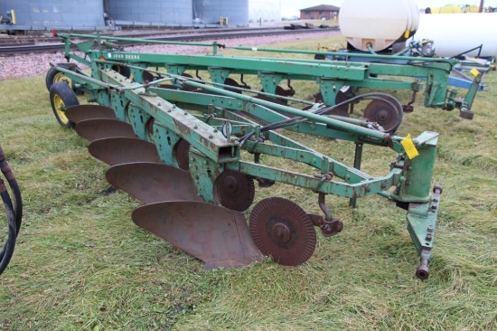 John Deere F145 5-bottom plow