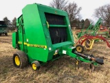 1998 John Deere 566 round baler