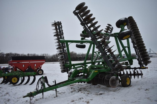 2005 John Deere 637 37'10" disk